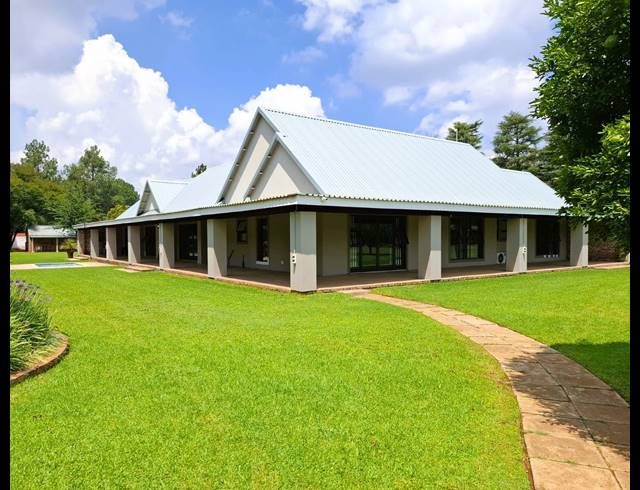 4 BEDROOM HOUSE FOR SALE IN UNITAS PARK